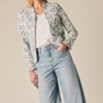 Chaqueta de encaje floral azul