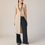 Chaleco largo de punto abierto beige