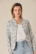 Chaqueta de encaje floral azul - Imagen 5