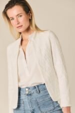 Chaqueta de encaje floral blanco