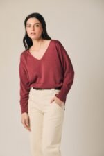 Jersey básico cuello pico vino - Imagen 2