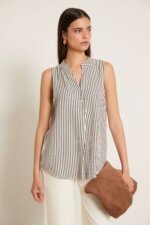 Top seersucker rayas sin mangas blanco